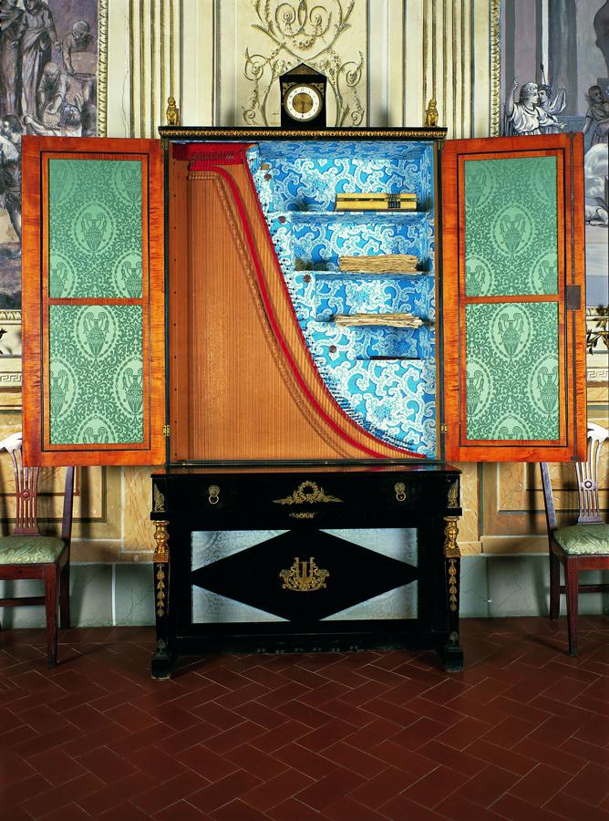 Fortepiano closet or "cabinet"