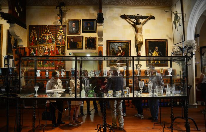 Visita guiada a la col·lecció de vidre de Santiago Rusiñol al Cau Ferrat