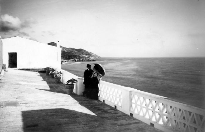 Miquel Utrillo i Lola Vidal, a les terrasses de Maricel el 1912