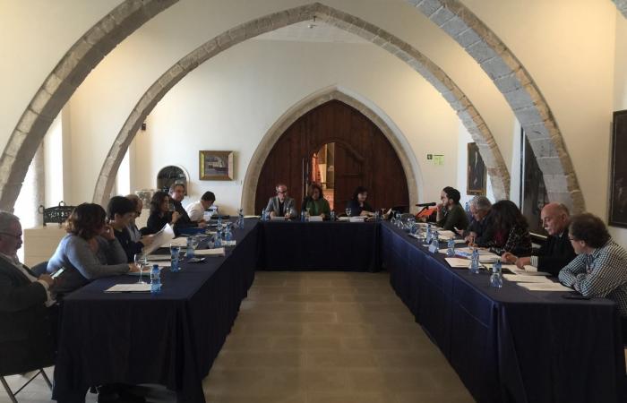 Reunió del Consell Executiu del CPS al Museu de Maricel, el 4 d'abril, on s'ha presentat la Memòria